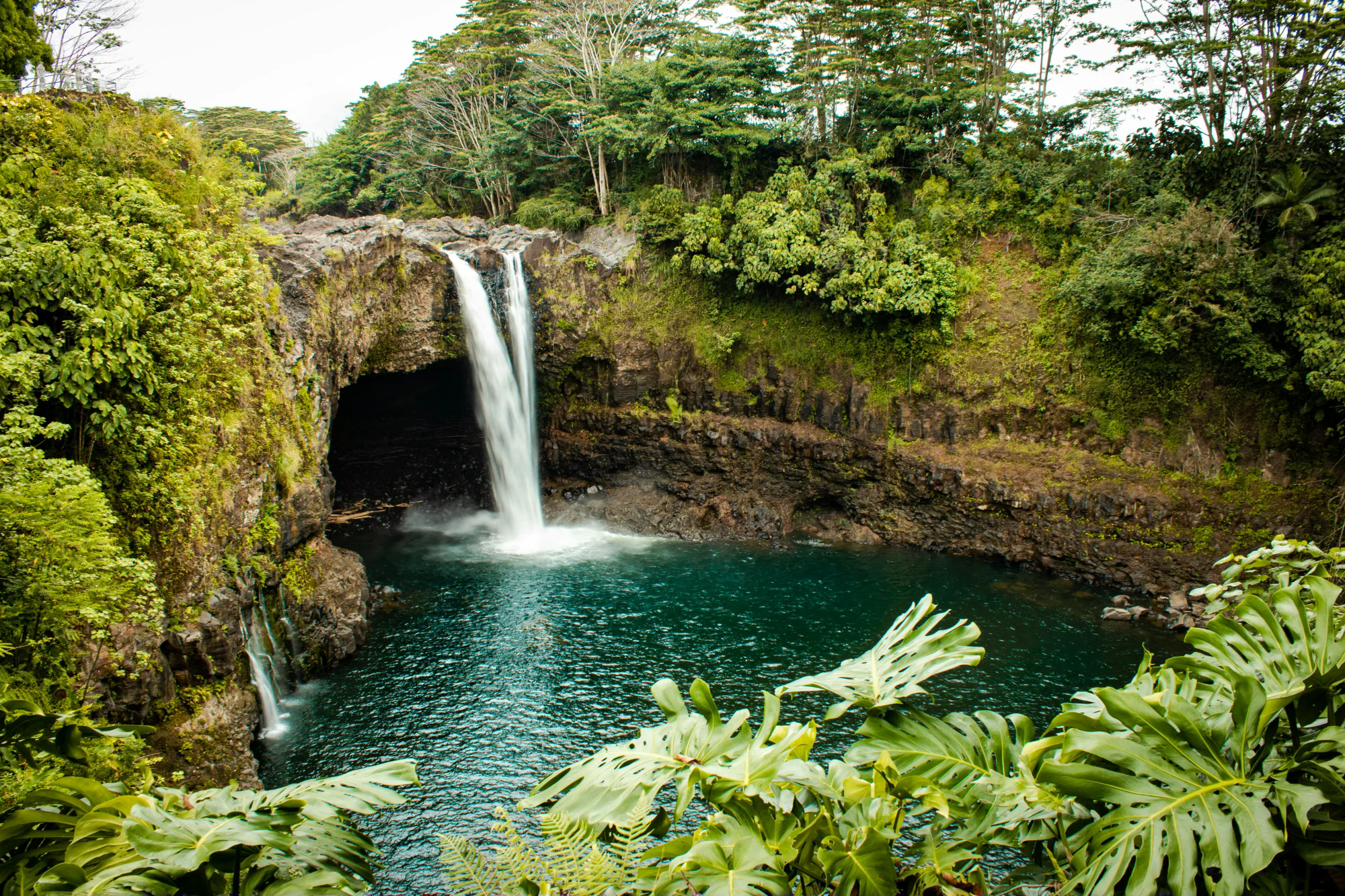Hilo Volcano area with lava and steam