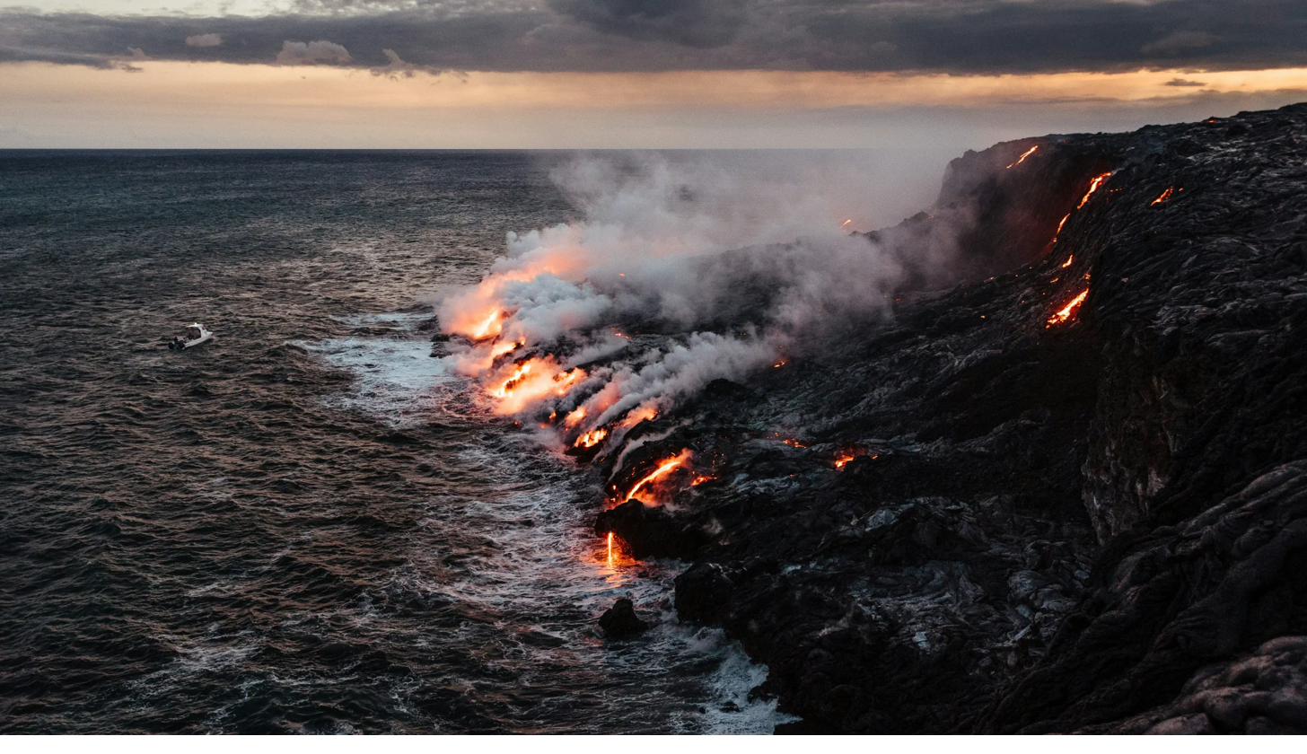 Hawaii Volcanoes National Park steam vents and Kilauea crater